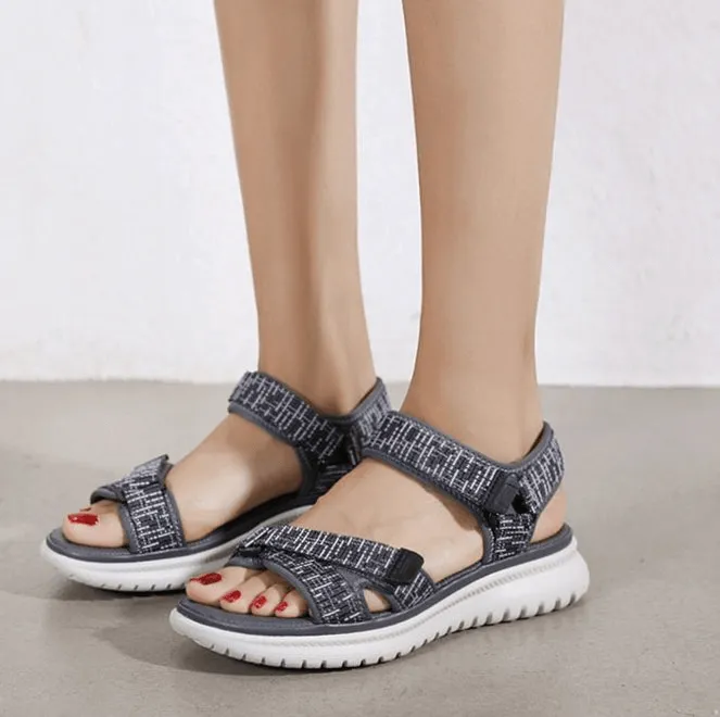 Stylish Sports Soft Sandals with Adjustable Fasteners / Women's Summer Shoes - SF0984